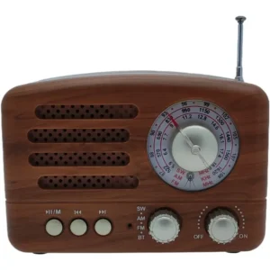 Frontalni pogled na Harmonijski Akordi MK-615BT portablno radio kućište od kvalitetnog drveta sa vidljivim frekvencijskim opsezima i kontrolnim dugmadima